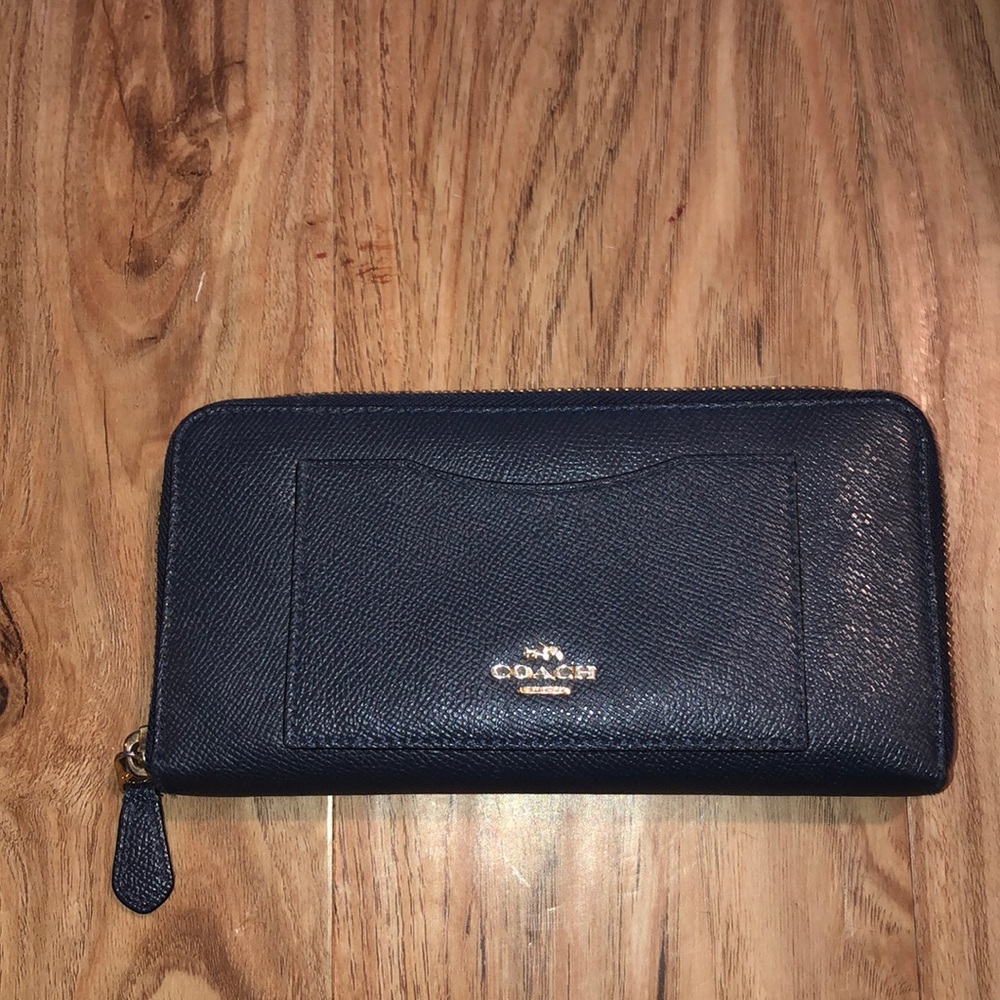 Navy Blue/Blackish COACH Clutch Wallet —-PERFECT CONDITION